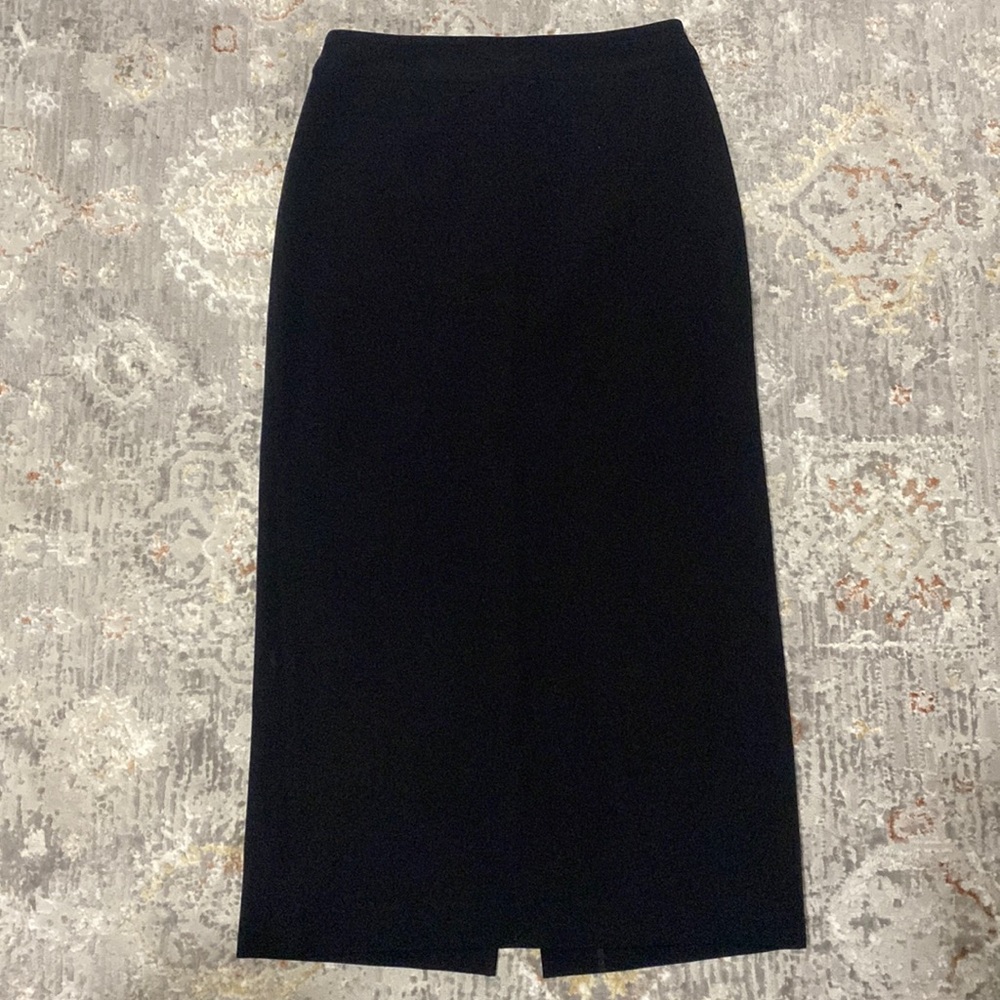 Black pencil skirt